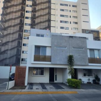 Casa en Venta en REAL DEL CARMEN