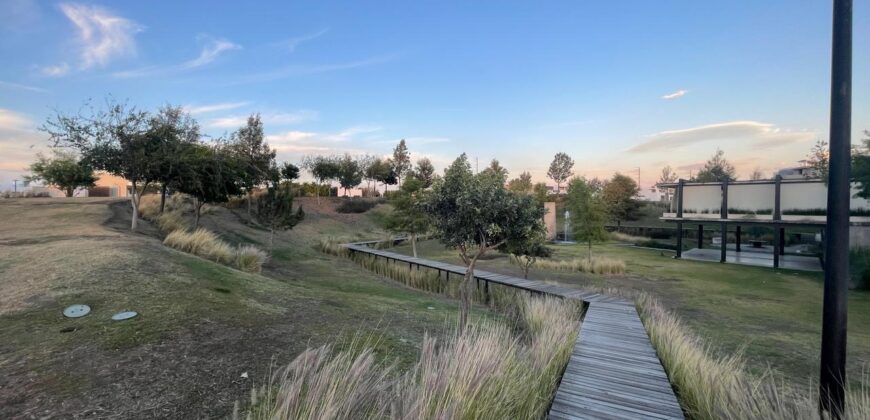 Terreno en venta en BOSQUES VALLARTA