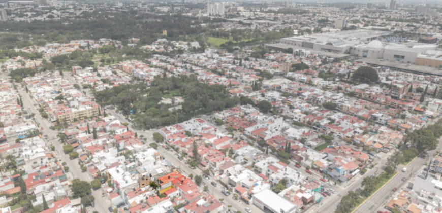 Casa en Venta, excelente para remodelar, en La Estancia