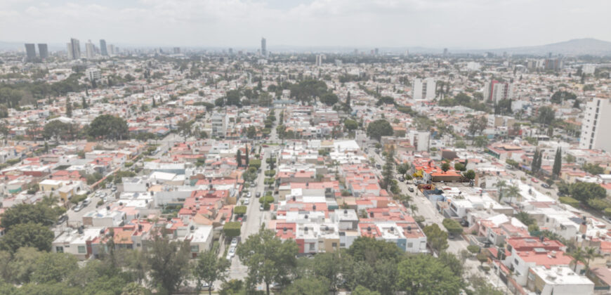 Casa en Venta, excelente para remodelar, en La Estancia