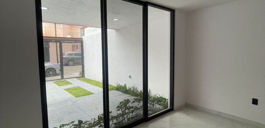 Casa en venta Col. Providencia, la Guaira