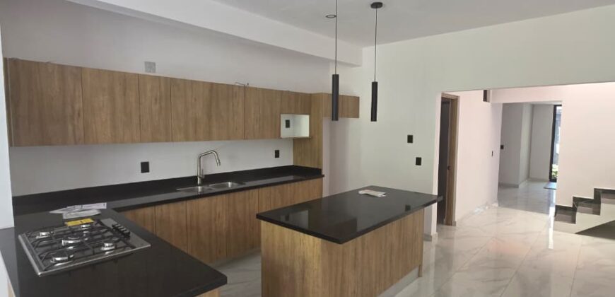 Casa en venta Col. Providencia, la Guaira