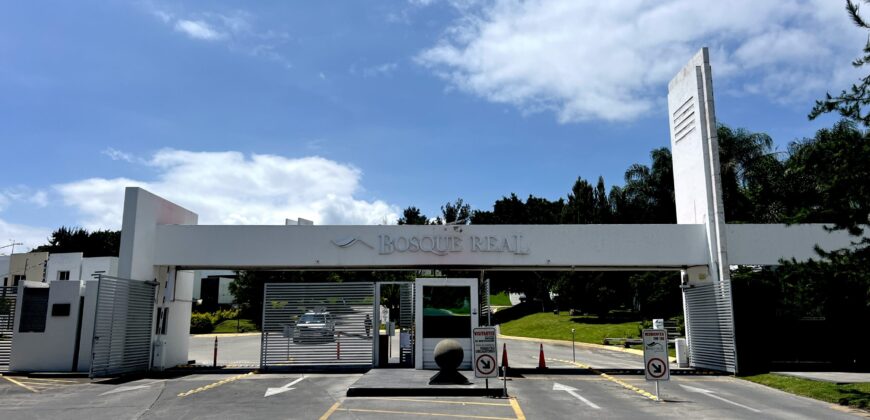 Espectacular Terreno en Bosque Real, Tlajomulco de Zuñiga