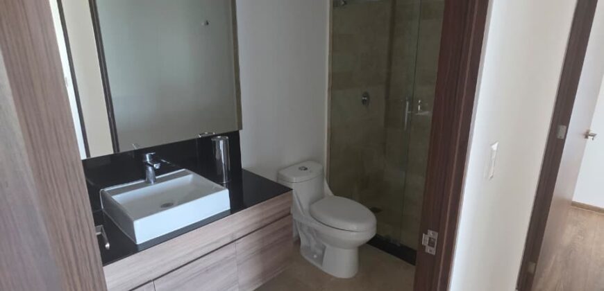 ESPECTACULAR DEPARTAMENTO EN TORRE ZENTRAL PISO 17, CON VISTAS AL CAMPO DE GOLF