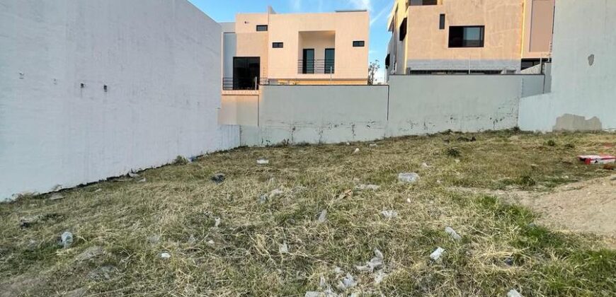 Terreno en venta en BOSQUES VALLARTA